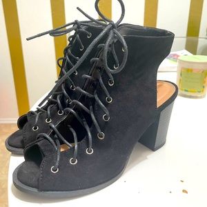 Lace up bootie